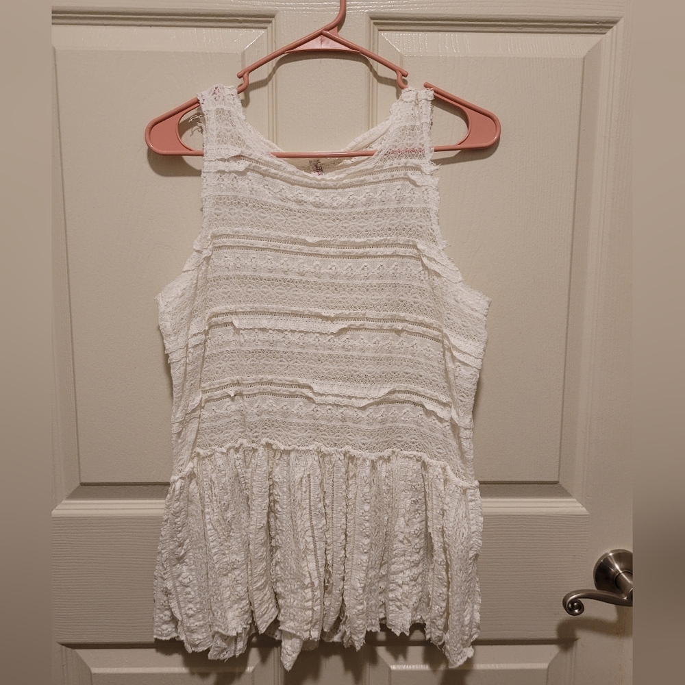 FREE PEOPLE Intimately Lace Top